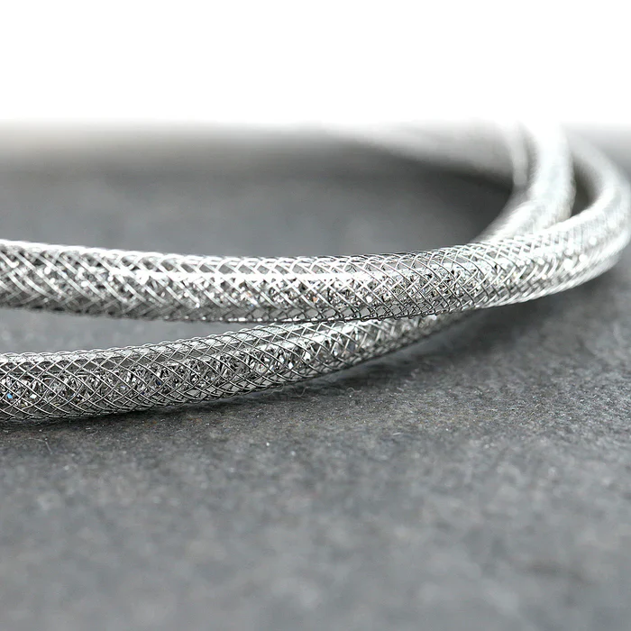 Joy Jewelry Lightweight Sterling Silver Mesh Hoop Earrings - Image 3