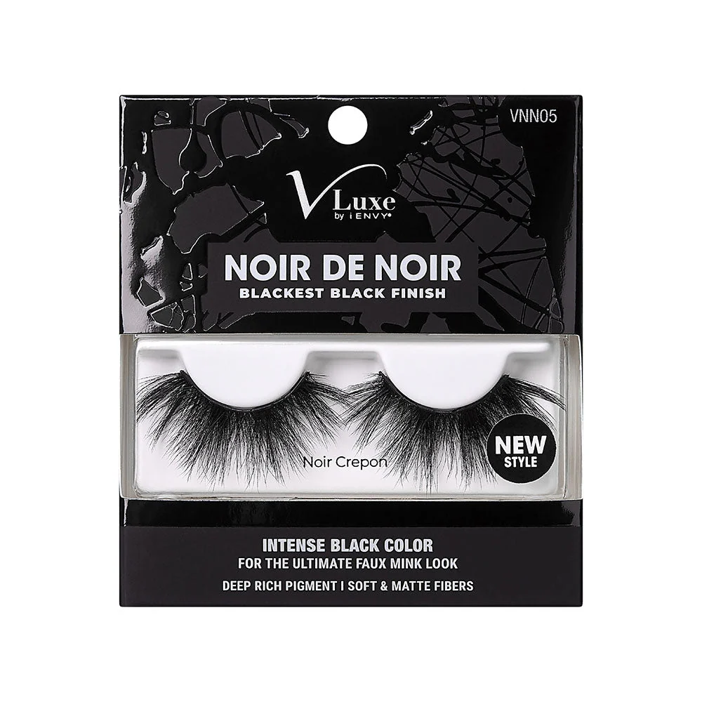 V LUXE BLACKEST BLACK FINISH EYELASHES - Image 6